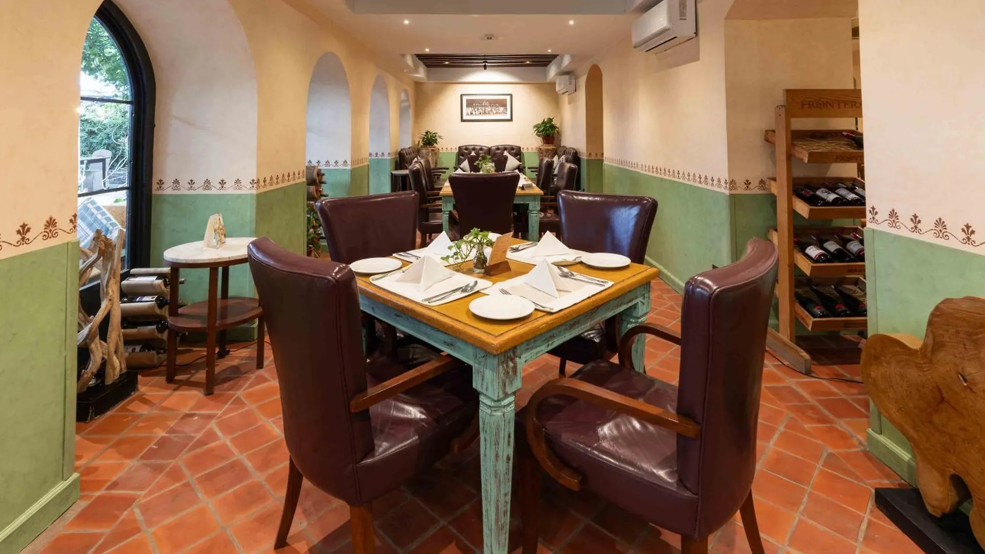Nepali Ghar Hotel Kathmandu 4*,